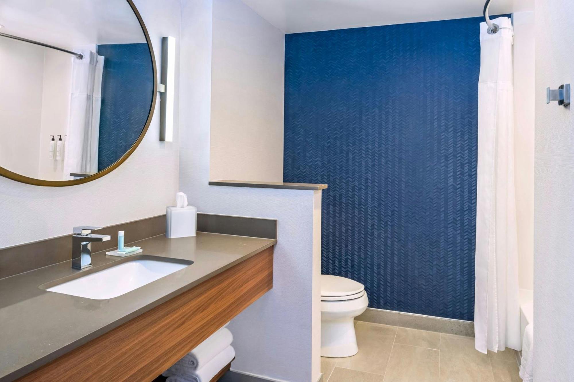 Fairfield By Marriott Inn & Suites Gravenhurst Muskoka ภายนอก รูปภาพ